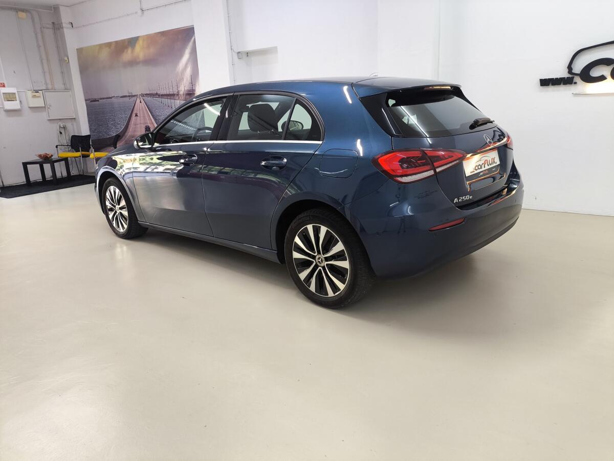 Mercedes A250e Hybrid Plug-in 2022