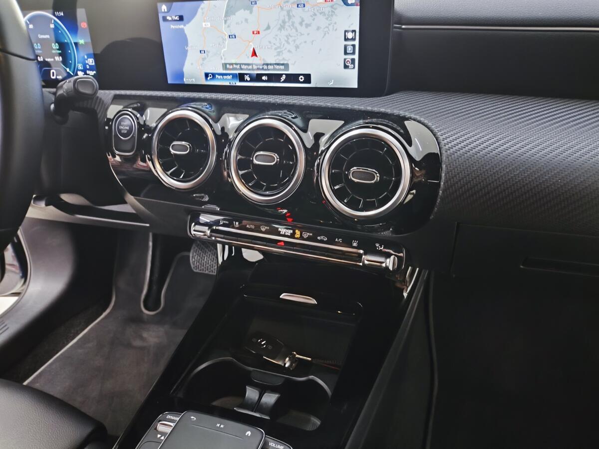 Mercedes A250e Hybrid Plug-in 2022