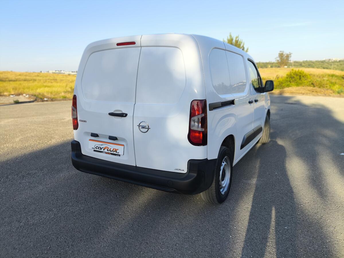 Opel Combo 1.5Hdi 100cv 3Lugares 2022