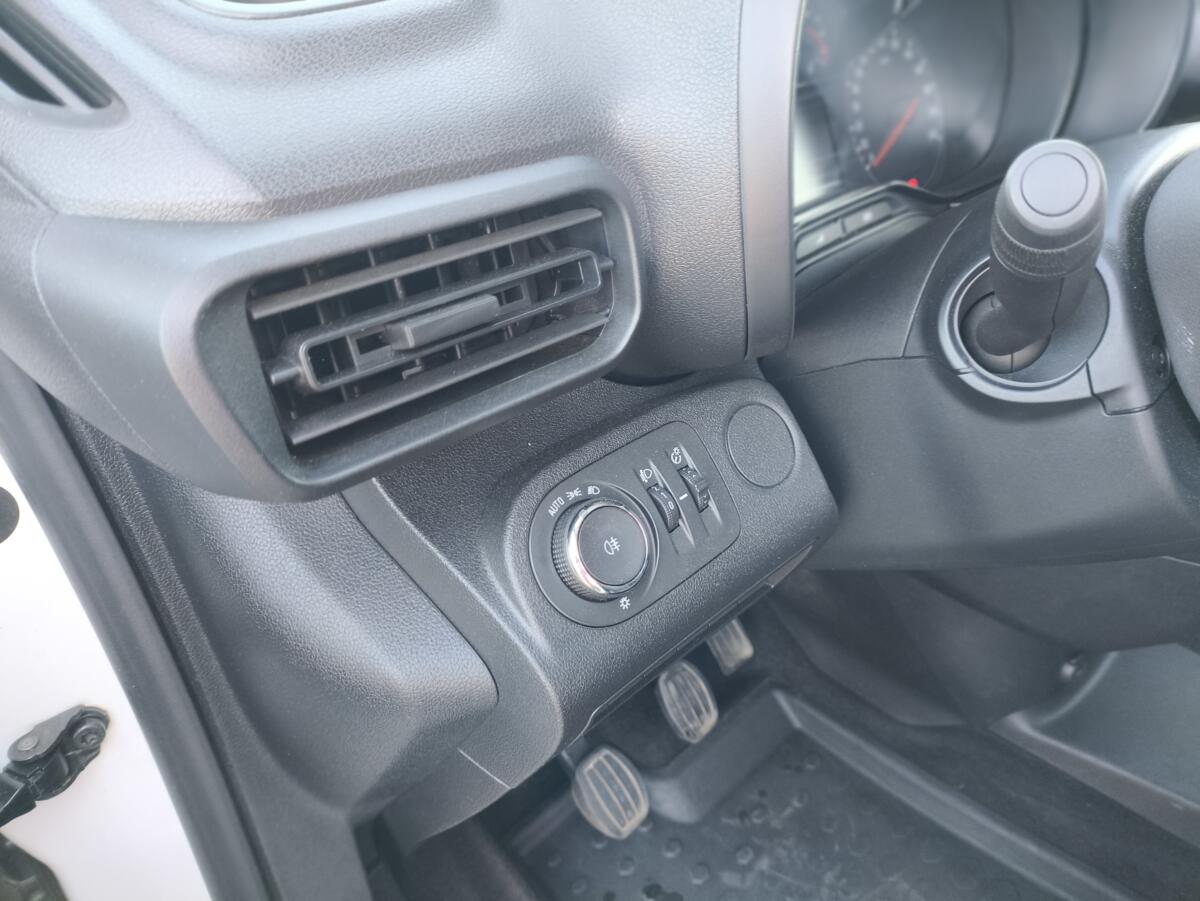 Opel Combo 1.5Hdi 100cv 3Lugares 2022