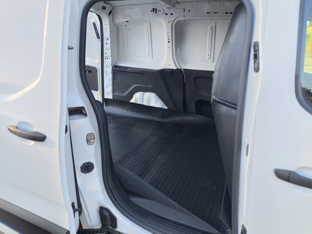 Opel Combo 1.5Hdi 100cv 3Lugares 2022