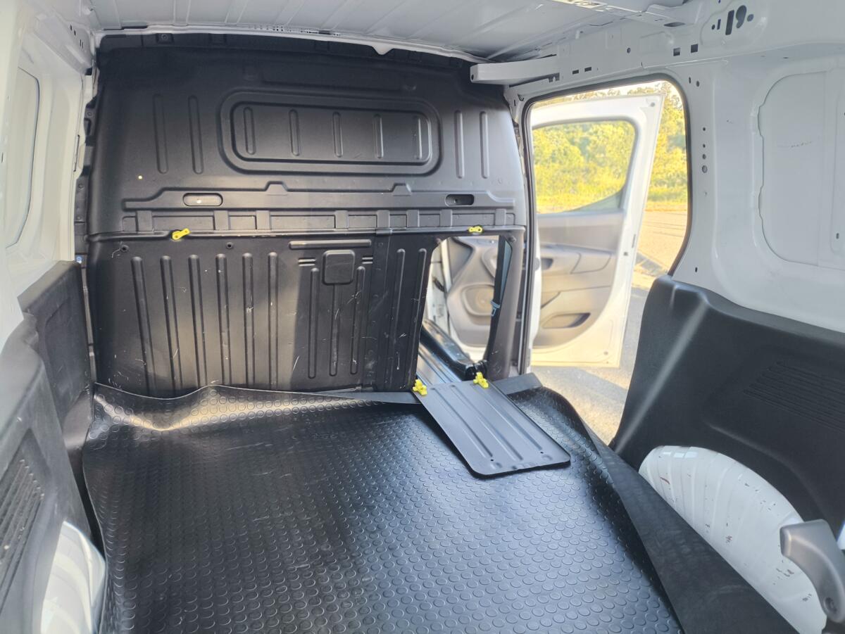 Opel Combo 1.5Hdi 100cv 3Lugares 2022